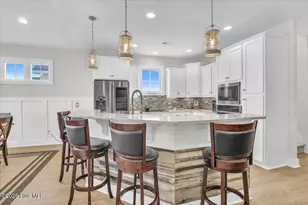 305 Ivy Ln, Carolina Beach, NC 28428 - Photo 13