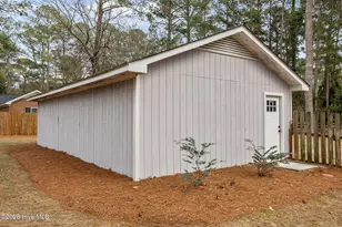 410 Coharie Dr, Clinton, NC 28328 - Photo 15