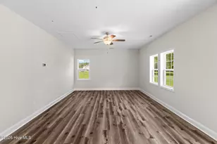 102 Rolling Water Ln, Peletier, NC 28584 - Photo 15