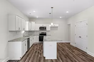 102 Rolling Water Ln, Peletier, NC 28584 - Photo 11