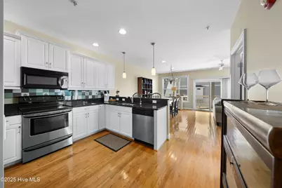 712 Saint Joseph Street #Unit 103, Carolina Beach, NC 28428 - Photo 11