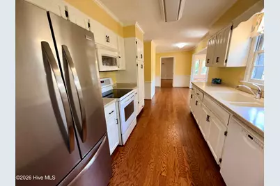 8041 Saint Andrews Drive, Laurinburg, NC 28352 - Photo 13