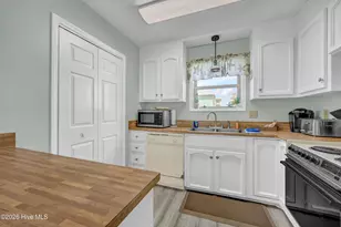 1503 Carolina Beach Ave N, Carolina Beach, NC 28428 - Photo 13