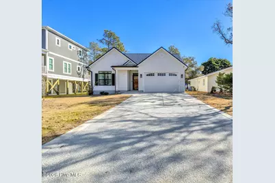 116 NW 14th Street, Oak Island, NC 28465 - Photo 3