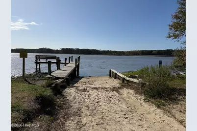 313 Pelican Harbor Road, Beaufort, NC 28516 - Photo 3