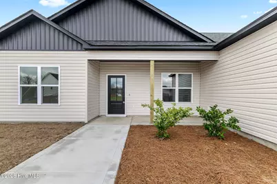 408 Wade Drive, Richlands, NC 28574 - Photo 3