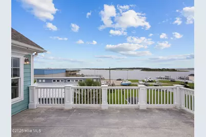 303 S Elm Street, Swansboro, NC 28584 - Photo 65