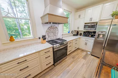 141 Tuscarora Court, Manteo, NC 27954 - Photo 7