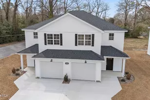 4365 W Pine St, Farmville, NC 27828 - Photo 3