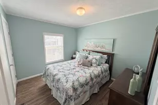 201 Live Oak Dr, Cape Carteret, NC 28584 - Photo 15