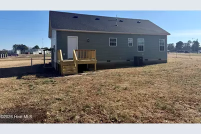 303 Roberson Drive, Williamston, NC 27892 - Photo 15