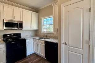 303 Roberson Dr, Williamston, NC 27892 - Photo 27