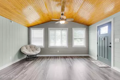 414 W Branch Drive, Newport, NC 28570 - Photo 11