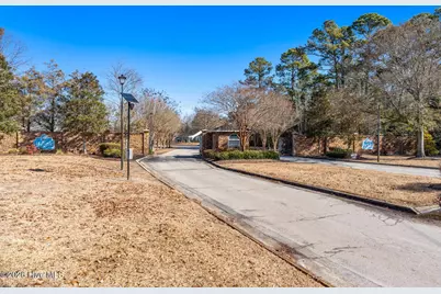 814 Chadwick Shores Drive, Sneads Ferry, NC 28460 - Photo 3
