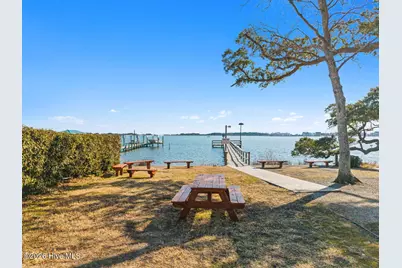 814 Chadwick Shores Drive, Sneads Ferry, NC 28460 - Photo 17