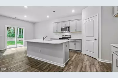243 Lake Tyler Drive, New Bern, NC 28560 - Photo 5
