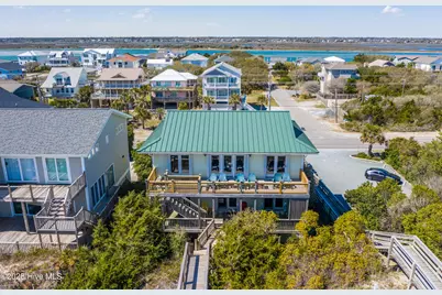 201 S Anderson Boulevard, Topsail Beach, NC 28445 - Photo 1