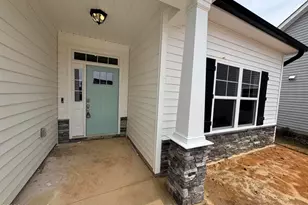 237 Rough Rdg Trl, Aberdeen, NC 28315 - Photo 3