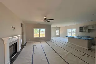 286 Rough Rdg Trl, Aberdeen, NC 28315 - Photo 11