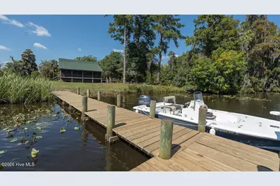 100 Hog Island, New Bern, NC 28560 - Photo 17