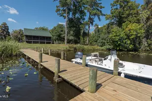 100 Hog Island, New Bern, NC 28560 - Photo 17
