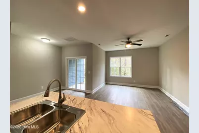 517 Stone Crab Lane, Sneads Ferry, NC 28460 - Photo 7