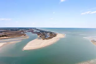 122 NE 12th St, Oak Island, NC 28465 - Photo 59