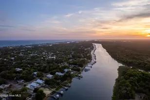 122 NE 12th St, Oak Island, NC 28465 - Photo 45