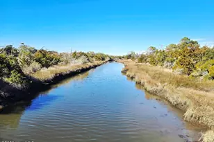 108 NE 36th St, Oak Island, NC 28465 - Photo 27