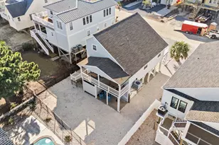 112 Windjammer Dr, Holden Beach, NC 28462 - Photo 5