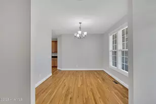 417 Meadowland Cir, Maple Hill, NC 28454 - Photo 9