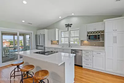 121 Ferry Road, Holden Beach, NC 28462 - Photo 15