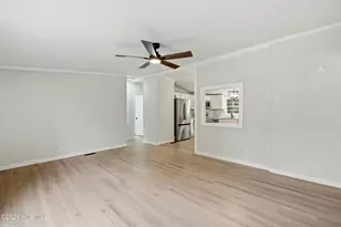 808 Wildwood Cir, Hampstead, NC 28443 - Photo 9