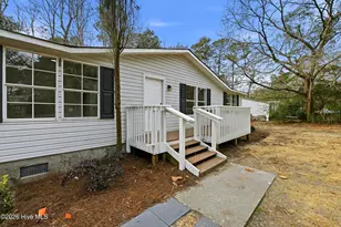 808 Wildwood Cir, Hampstead, NC 28443 - Photo 5