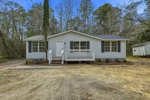 808 Wildwood Cir, Hampstead, NC 28443 - Photo 1