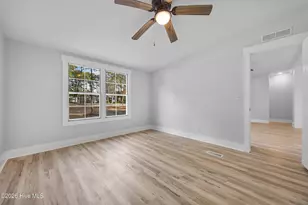 814 Wildwood Cir, Hampstead, NC 28443 - Photo 15