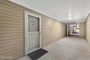 618 Condo Club Dr, Wilmington, NC 28412 - Photo 25