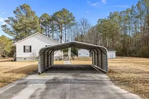 585 Roberts Rd, Newport, NC 28570 - Photo 29