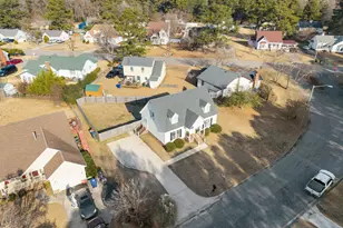 905 Autumn Dr, Greenville, NC 27834 - Photo 7