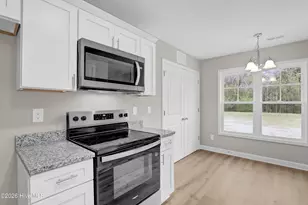 506 Hadnot Ave, Maysville, NC 28555 - Photo 17