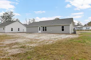 506 Hadnot Ave, Maysville, NC 28555 - Photo 31