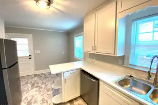 1710 S Elm St, Greenville, NC 27858 - Photo 5