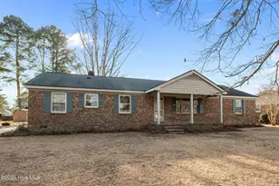 1104 Crestview Dr, Tarboro, NC 27886 - Photo 5
