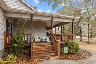 208 Shoreline Dr, Cedar Point, NC 28584 - Photo 5