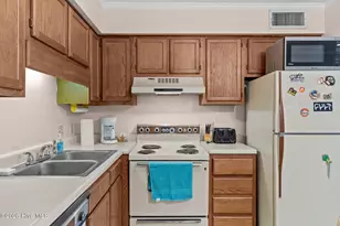 1404 Canal Dr, Carolina Beach, NC 28428 - Photo 7