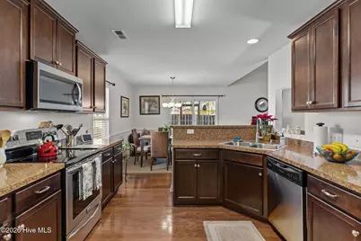 4266 Cherry Laurel Drive SE, Southport, NC 28461 - Photo 17