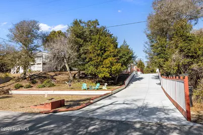 131 Purdie Drive, Emerald Isle, NC 28594 - Photo 3