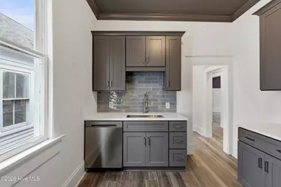403 Dock Street #Unit B, Wilmington, NC 28401 - Photo 9