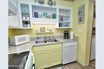 240 W Second Street # 7c, Ocean Isle Beach, NC 28469 - Photo 17