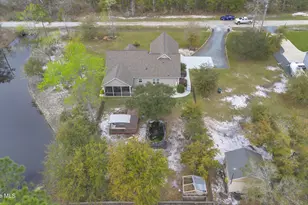 2000 Southport Ln, Southport, NC 28461 - Photo 47